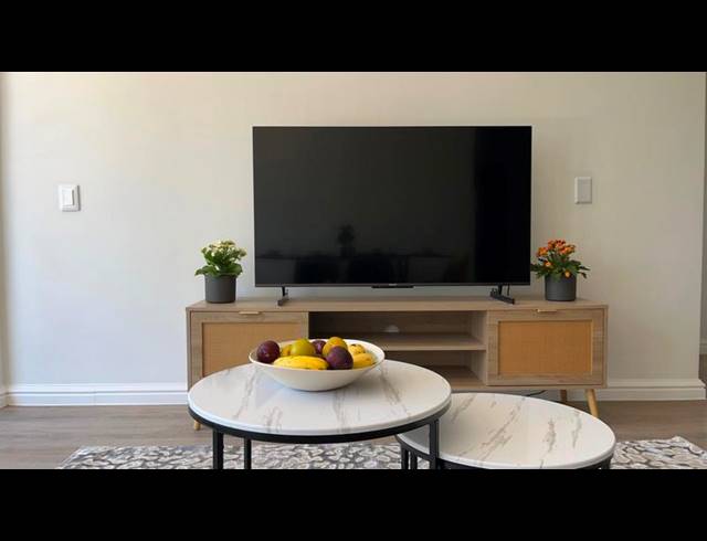 2 BEDROOM APARTMENT FOR SALE IN CLAREMONT